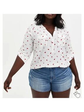 Torrid Harper White Popover Blouse Red Pink Motif Lips Lollipops Womens 1X